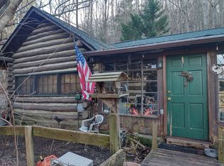 20 Pheasant Ridge Rd, Fairview, NC 28730