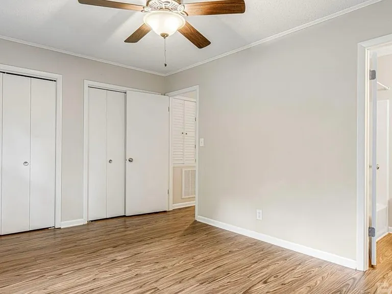 314 Old Hendersonville Hwy — Photo 14