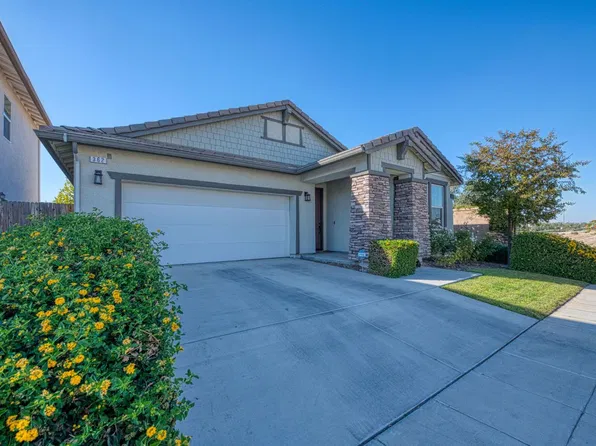 362 Atlantica Dr S, Madera, CA 93636