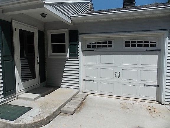 1 Car attached garage