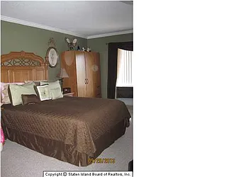 Sold by Robert DeFalco Realty