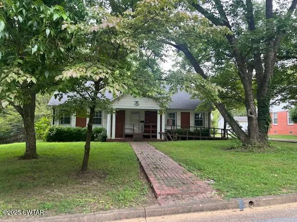 319 Forest Dr, Humboldt, TN 38343