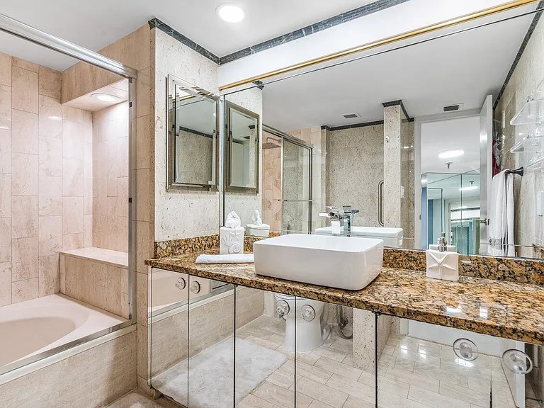 5200 N Ocean Dr #102 — Photo 28