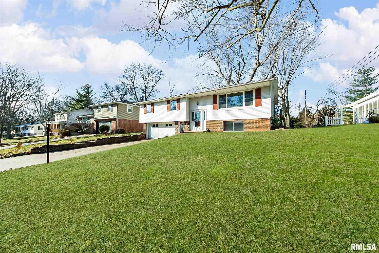7021 N Willow Wood Dr photo 1