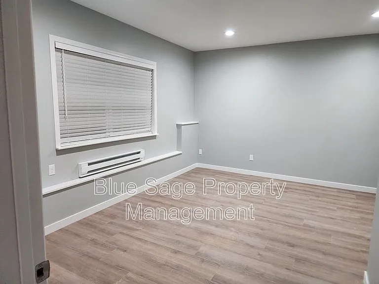 1965 Baker View Dr — Photo 34