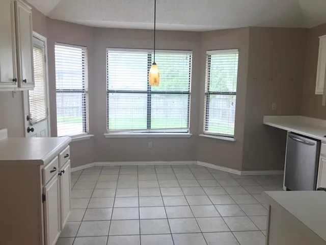 702 Long Hill Ct — Photo 13