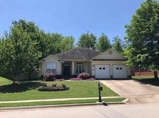 3465 E Madison Dr, Fayetteville, AR 72701