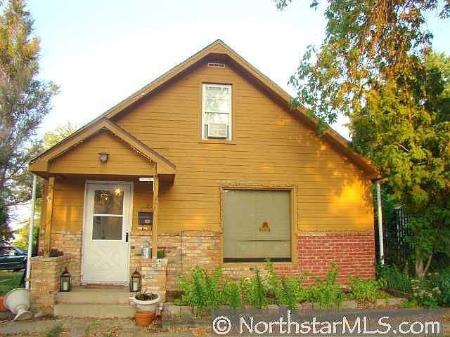 1st image of 205 Naumkeag St S