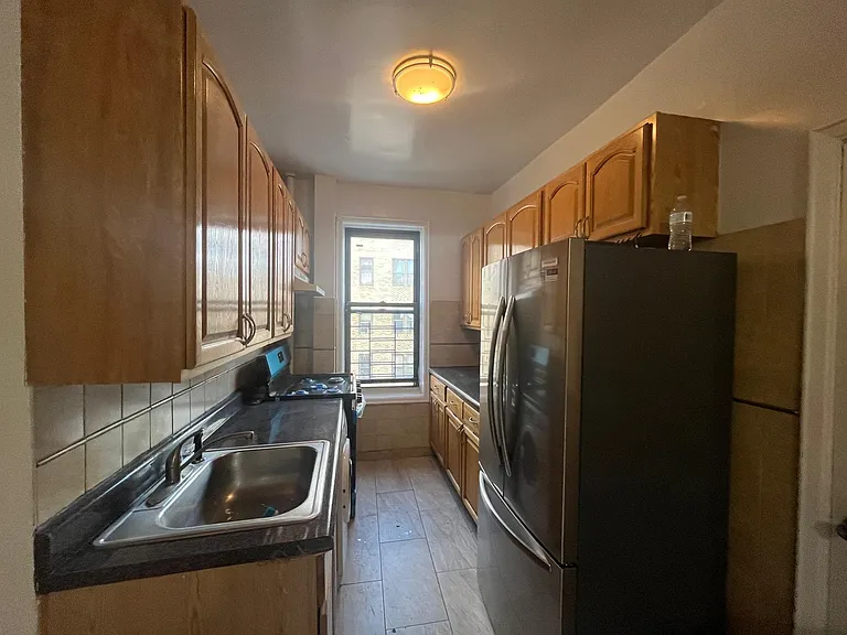 758 Brady Ave #411 — Photo 8