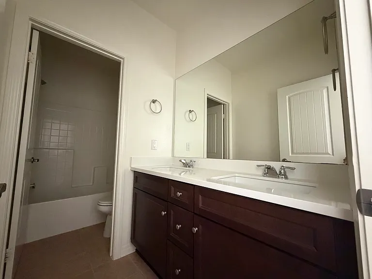 7103 Montecito Ln — Photo 15