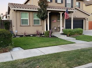 443 Applegate Dr, Oakdale, CA 95361