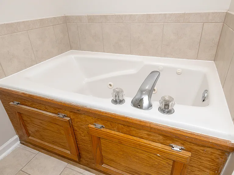 1755 Titanic Ct — Photo 38