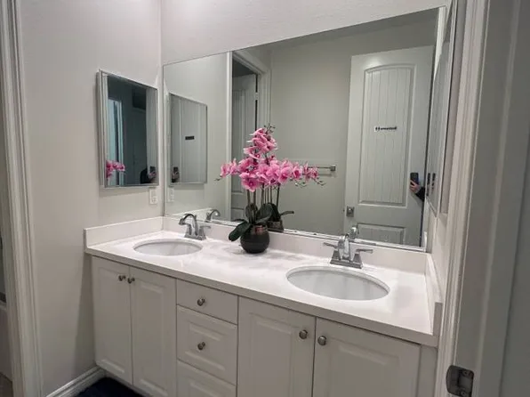 14805 Apricot Ln, Westminster, CA 92683