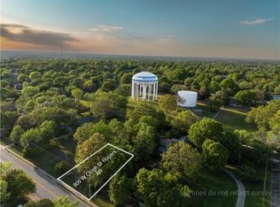 905 W Olrich St, Rogers, AR 72756