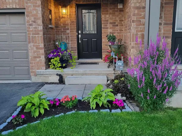 323 Silverwood Ave, Welland, ON L3C 0C5