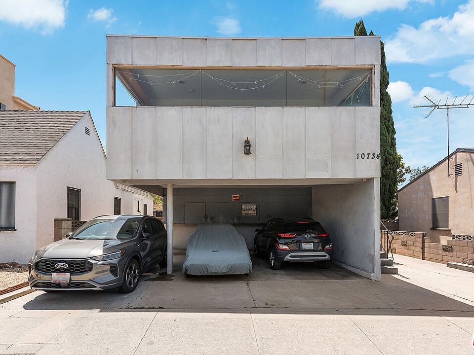1st image of 10734 Palms Blvd