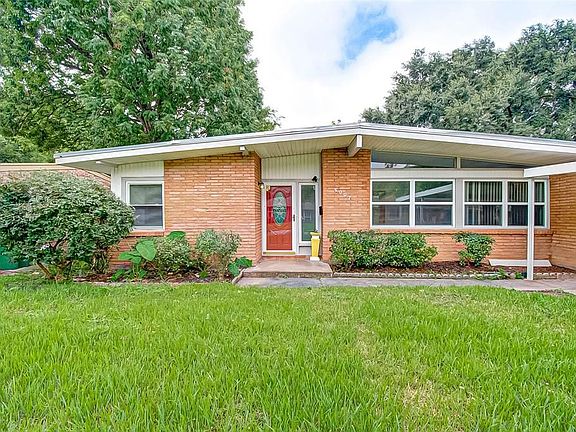 2nd image of 5007 Poinciana Dr