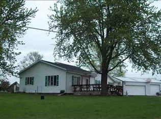 5305 McStay Rd, Jesup, IA 50648