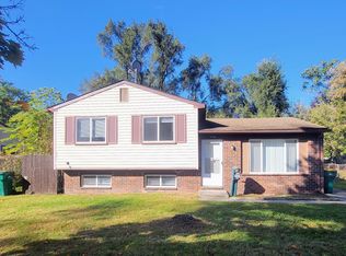 15748 Isabelle St, Romulus, MI 48174