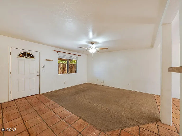 2218 N Belvedere Ave — Photo 6