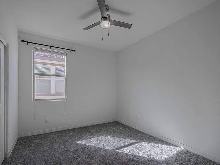 5726 S 30th Gln — Photo 21