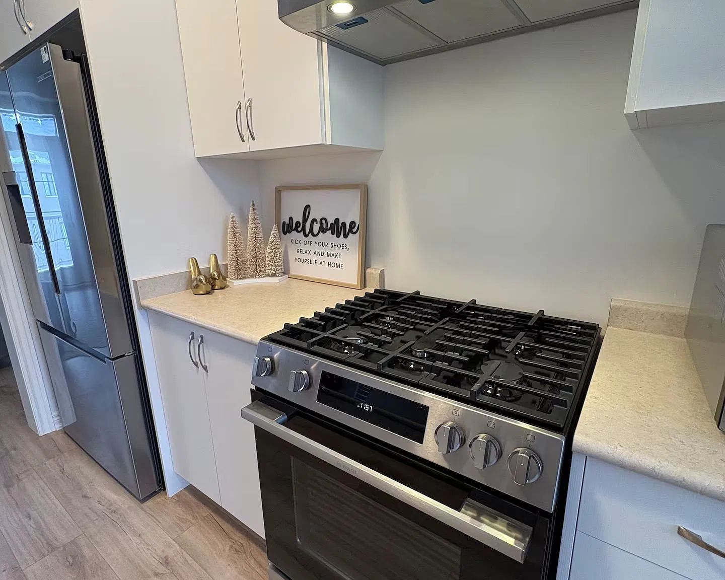 4 bed, $3,850 — Photo 4