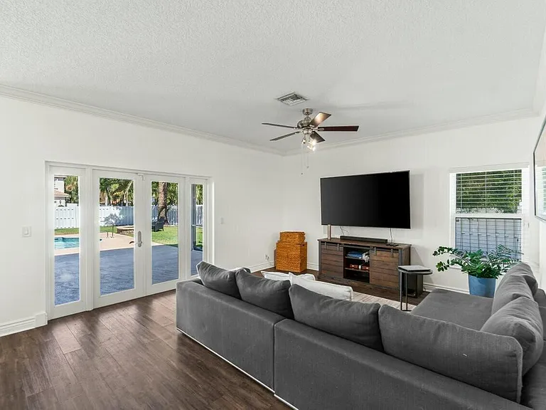 6779 Barrier Reef St — Photo 17