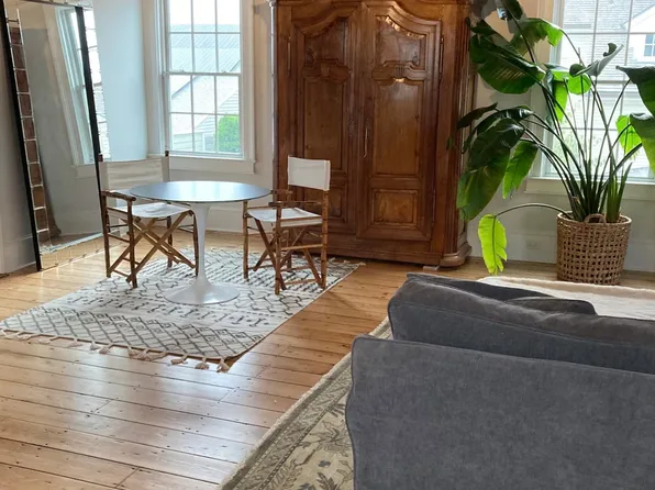 3 Grand St #1, Stonington, CT 06378