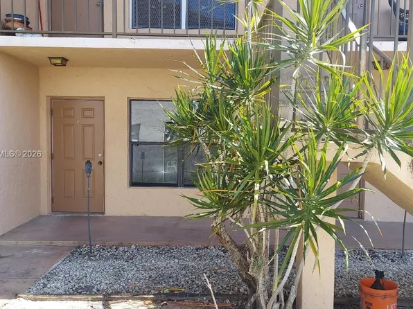 2240 Van Buren St APT B1, Hollywood, FL 33020