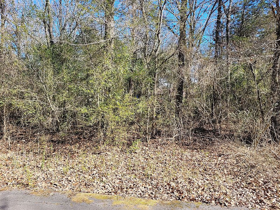 2nd image of Robinwood Dr