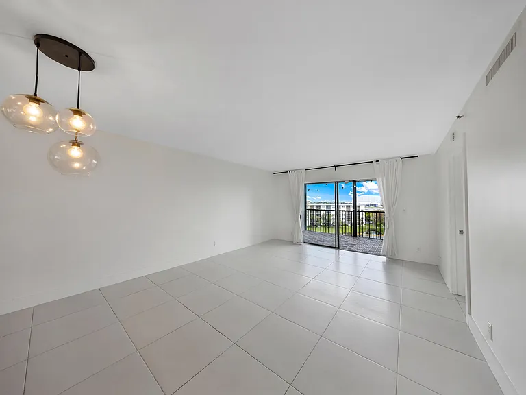 2217 Cypress Island Dr #602 — Photo 31
