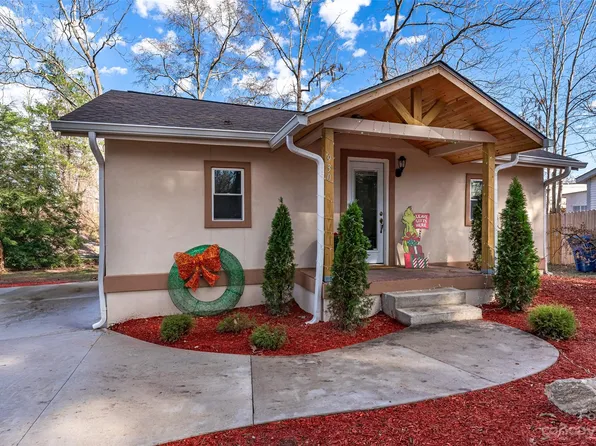 930 Maple St, Hendersonville, NC 28792