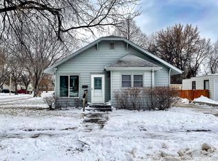 1201 7th Ave NW, Minot, ND 58703