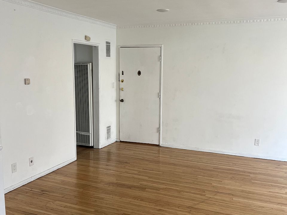 1st image of 1224 N Mansfield Ave #7