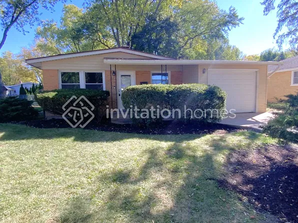 1271 Dakota Dr, Elgin, IL 60120