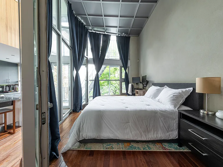 188 S 8th St #PENTHOUSE — Photo 19