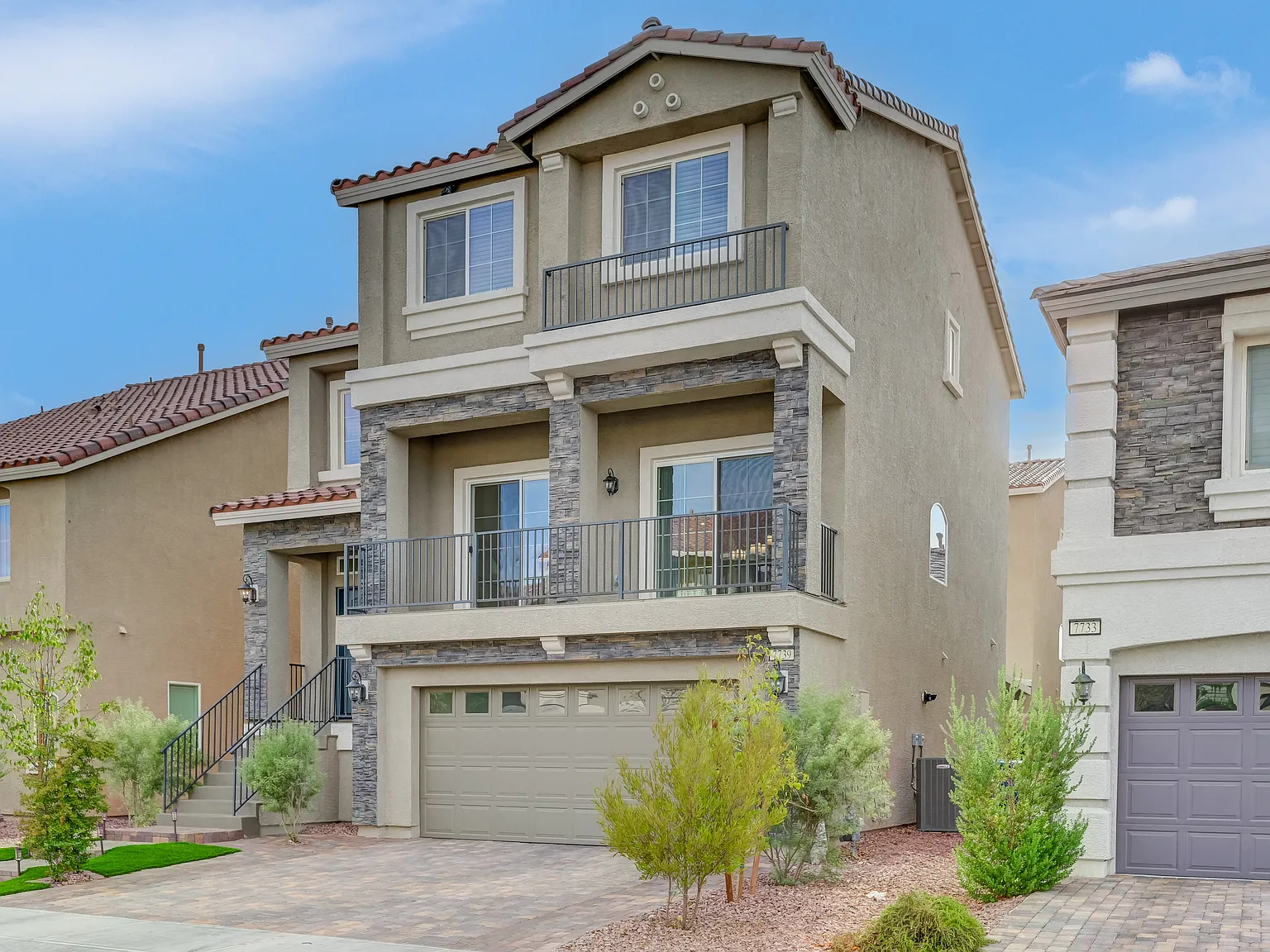 4 bed, 3026 sqft, $3,290 — Photo 3