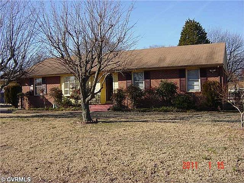 1st image of 7965 Kenmore Dr