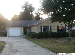 802 Sunshine St SW, Hartselle, AL 35640