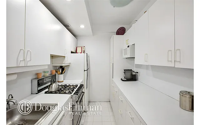 Sold by Douglas Elliman | media 5