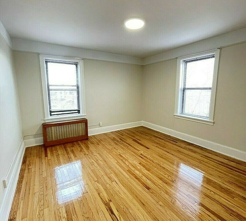 1st image of 31-32 37th St #4R