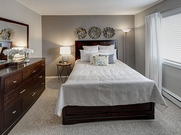 4th image of 1615 Arbor Ln #725205