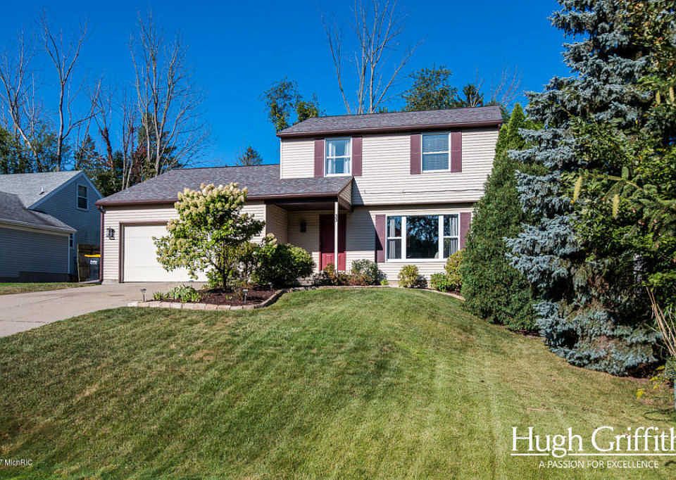 1st image of 33 Robinhood Dr NE