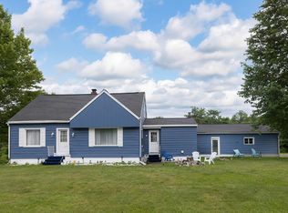 1151 Townhall Rd W, Erie, PA 16509