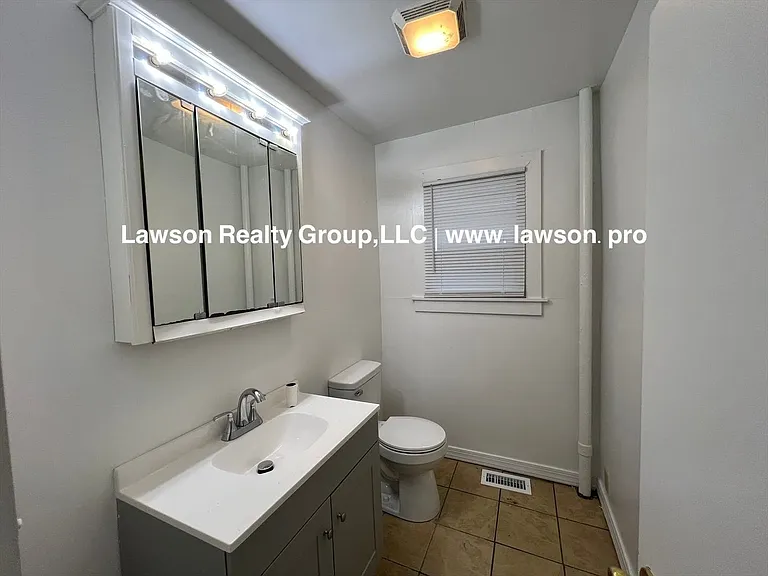 1208 Chapman Ave SW — Photo 15