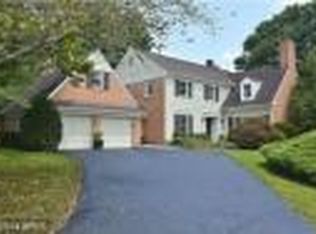 10001 Gainsborough Rd, Potomac, MD 20854