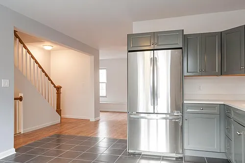 5438 Claybourne St #2 Photo 1