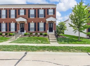 826 Brookmead Dr, O'Fallon, MO 63366