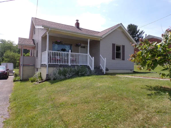 111 Ellett Dr SE, Christiansburg, VA 24073