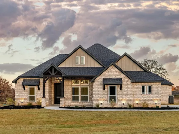 8013 Ranchview Pl, Springtown, TX 76082